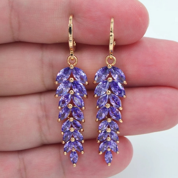 Jewelry - 🎀18k Luxury Amathyst Leaf Drop Earrings